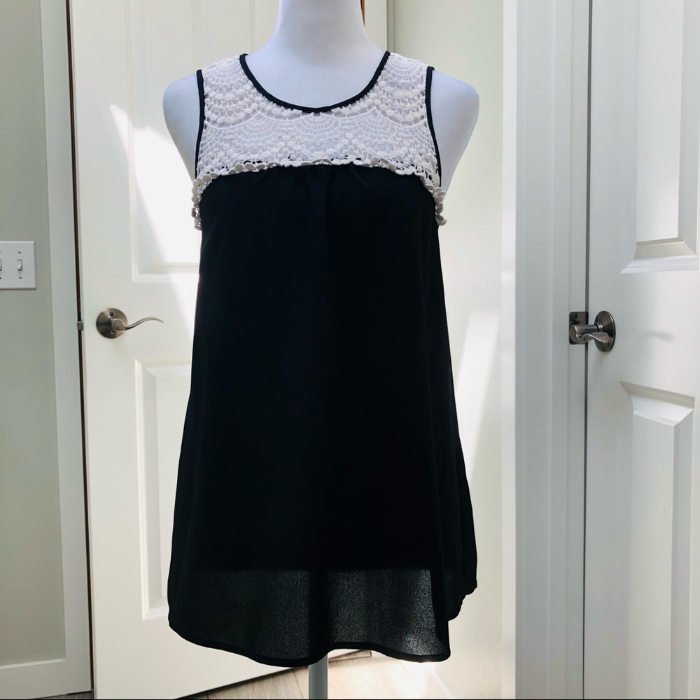 KENSIE SLEEVELESS TUNIC TANK TOP LACE PANEL BLACK WHITE XS
